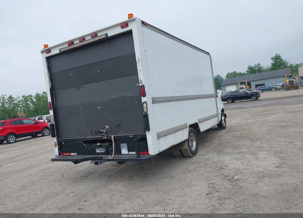 2002 GMC SAVANA CUTAWAY STANDARD VIN: 1GDHG31RX21901544