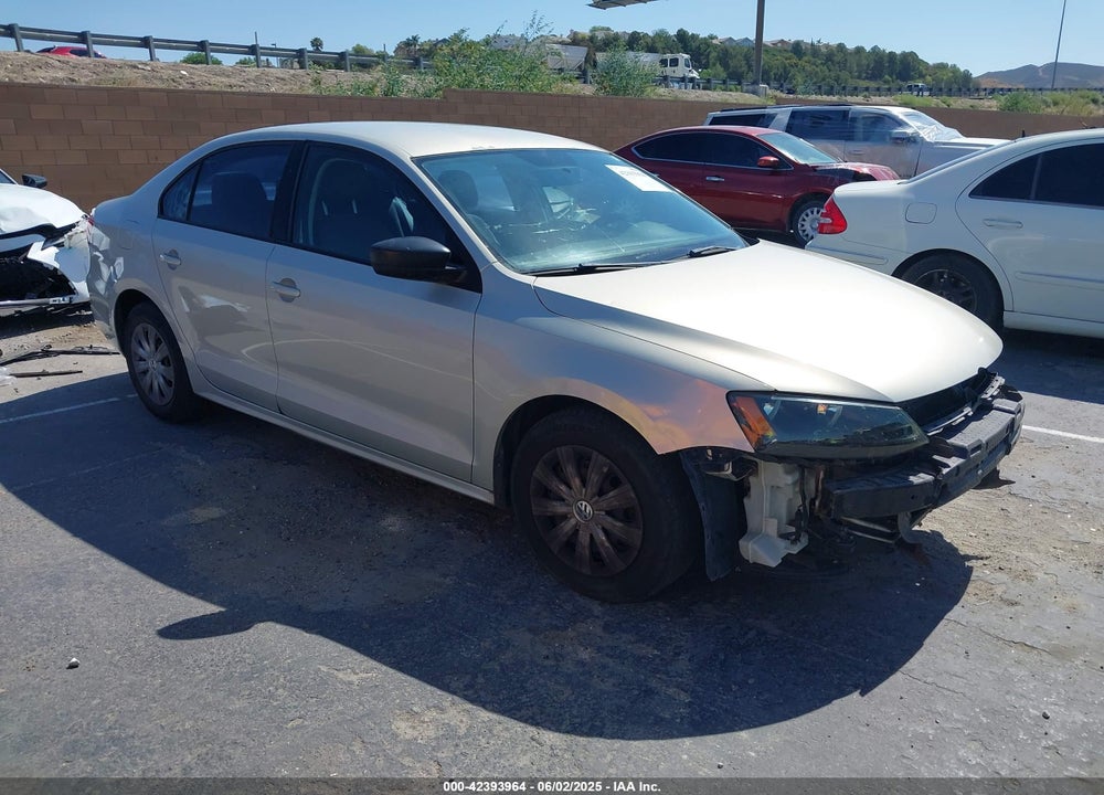 2011 VOLKSWAGEN JETTA 2.0L S VIN: 3VW2K7AJ1BM040541