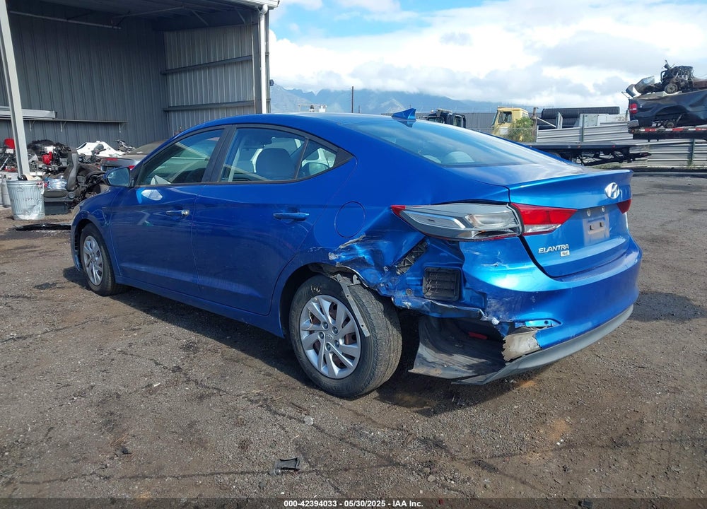 2017 HYUNDAI ELANTRA VIN: 5NPD74LF6HH153338