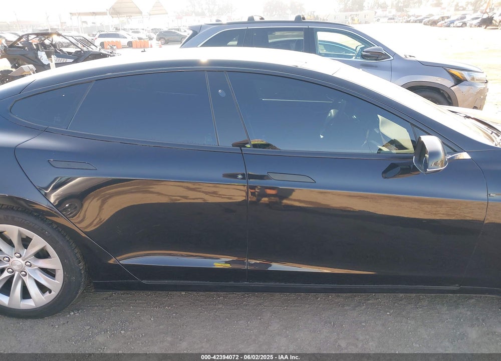 2018 TESLA MODEL S VIN: 5YJSA1E21JF264708