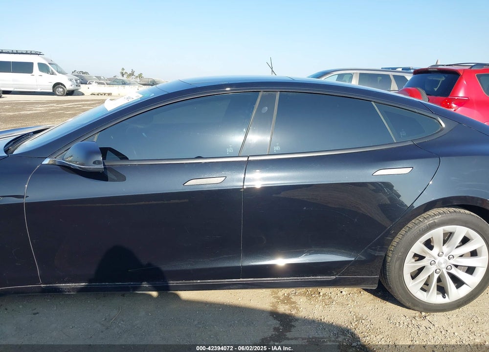 2018 TESLA MODEL S VIN: 5YJSA1E21JF264708