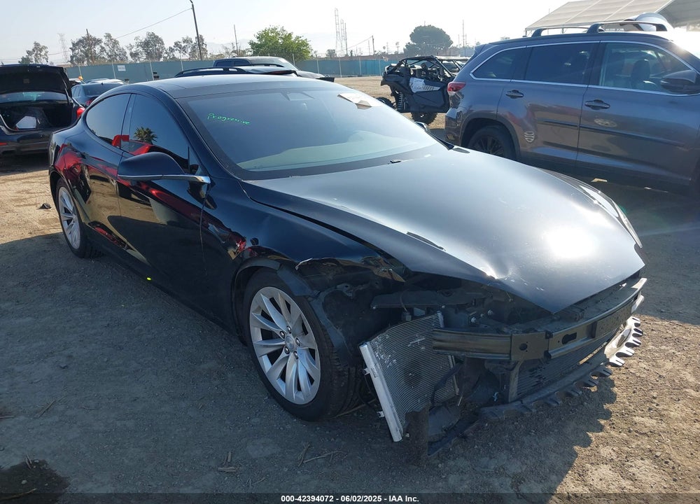 2018 TESLA MODEL S VIN: 5YJSA1E21JF264708