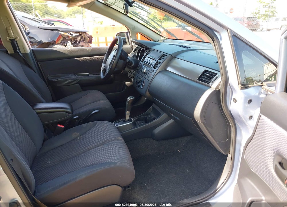 2009 NISSAN VERSA 1.8SL VIN: 3N1BC13E29L404742