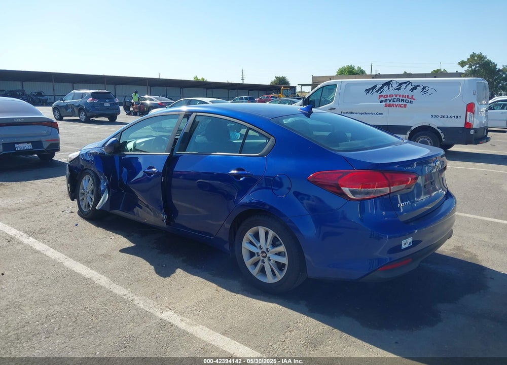2017 KIA FORTE LX VIN: 3KPFL4A75HE132811