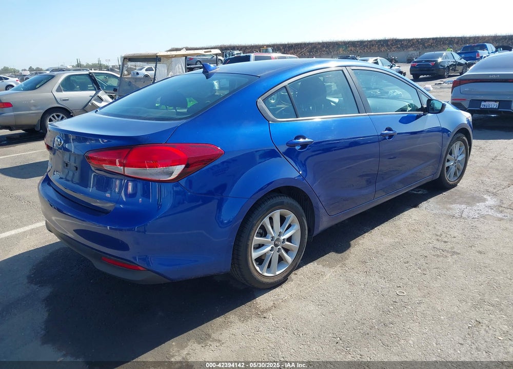 2017 KIA FORTE LX VIN: 3KPFL4A75HE132811