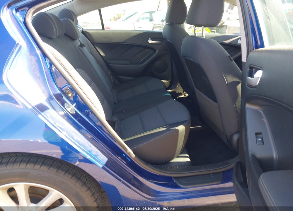 2017 KIA FORTE LX VIN: 3KPFL4A75HE132811