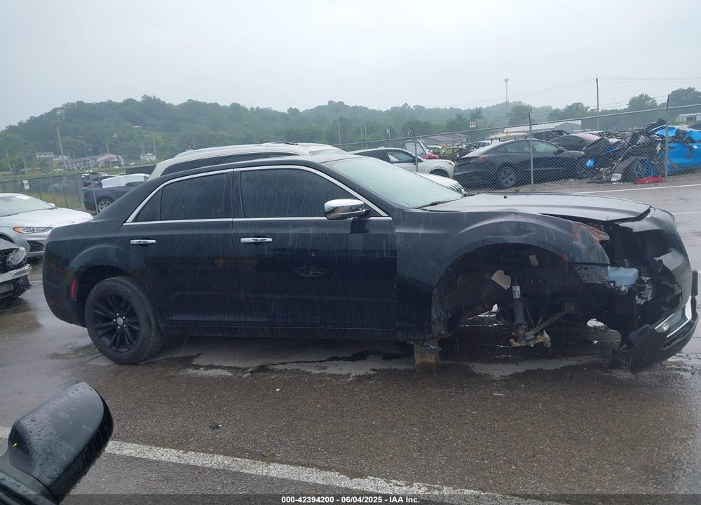 2017 CHRYSLER 300 VIN: 2C3CCAEGXHH591188
