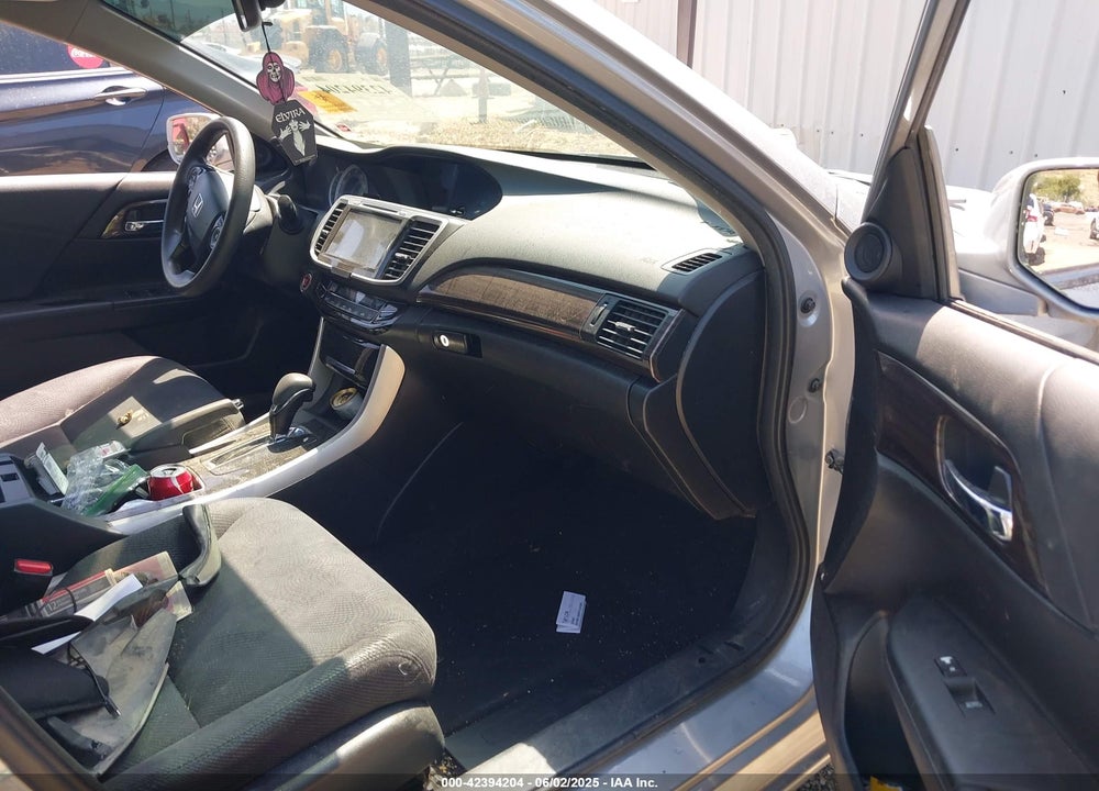 2017 HONDA ACCORD VIN: 1HGCR2F7XHA259220