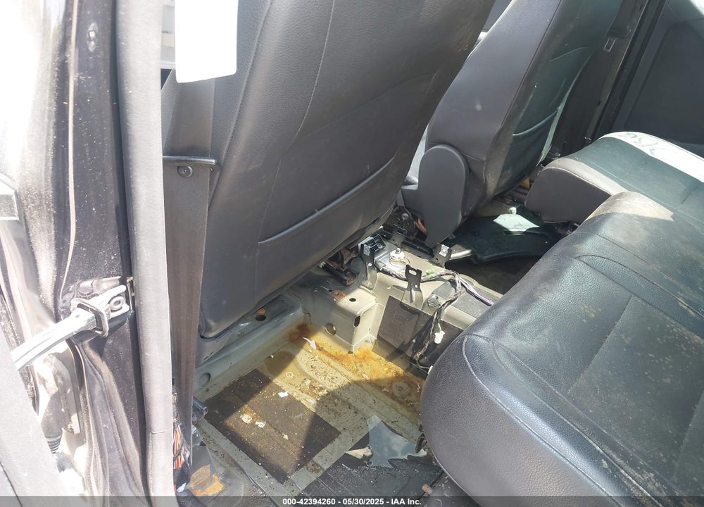2010 VOLKSWAGEN TIGUAN VIN: WVGBV7AX5AW526908