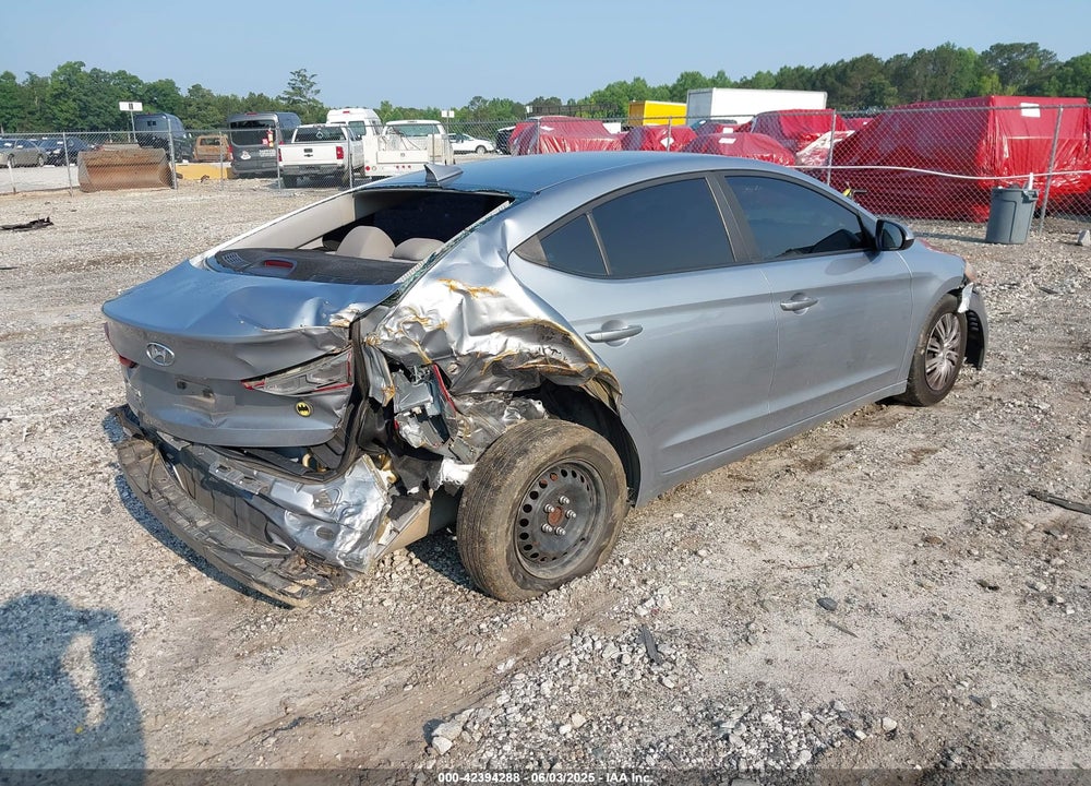 2017 HYUNDAI ELANTRA VIN: 5NPD74LF8HH112001