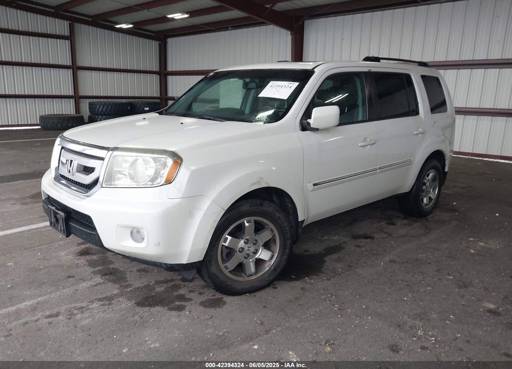 2011 HONDA PILOT TOURING VIN: 5FNYF4H99BB035894