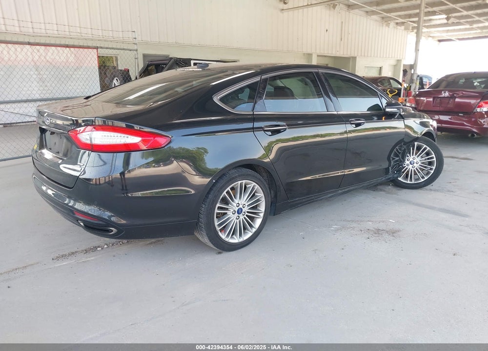 2015 FORD FUSION SE VIN: 3FA6P0H98FR203645