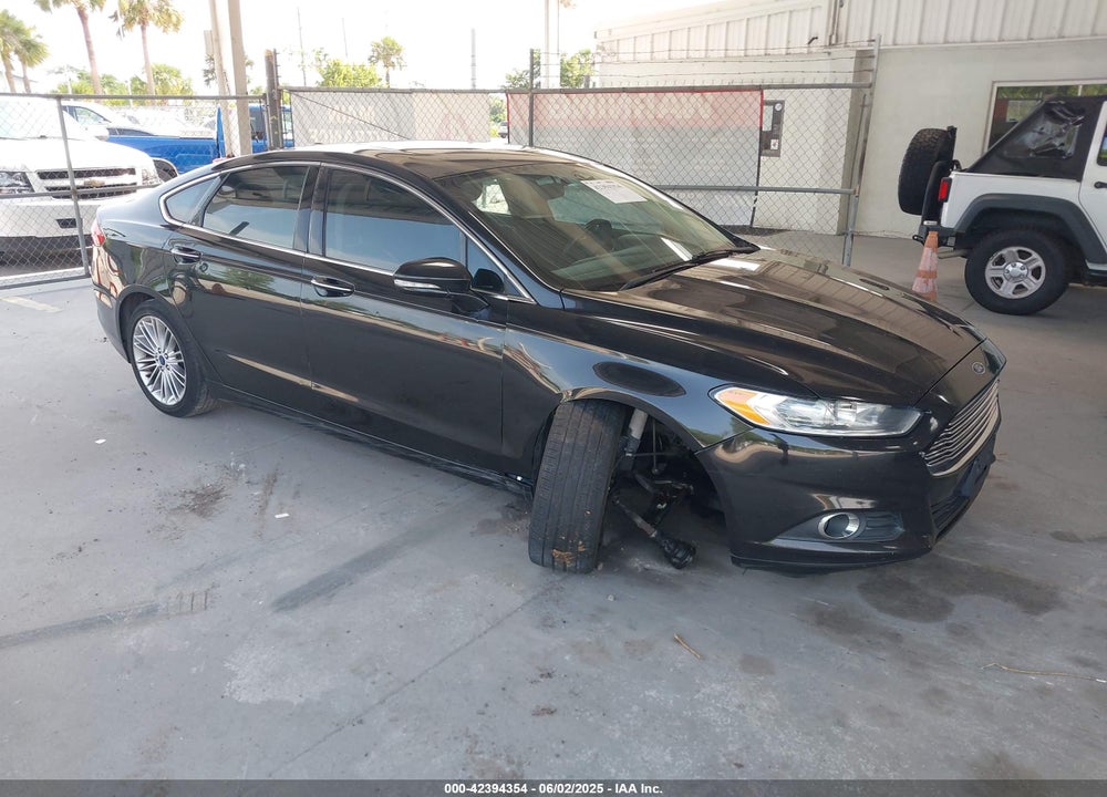 2015 FORD FUSION SE VIN: 3FA6P0H98FR203645