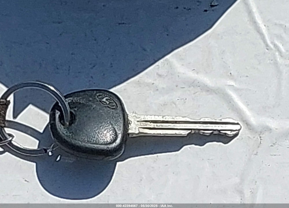2013 HYUNDAI ELANTRA VIN: KMHDH4AEXDU933572
