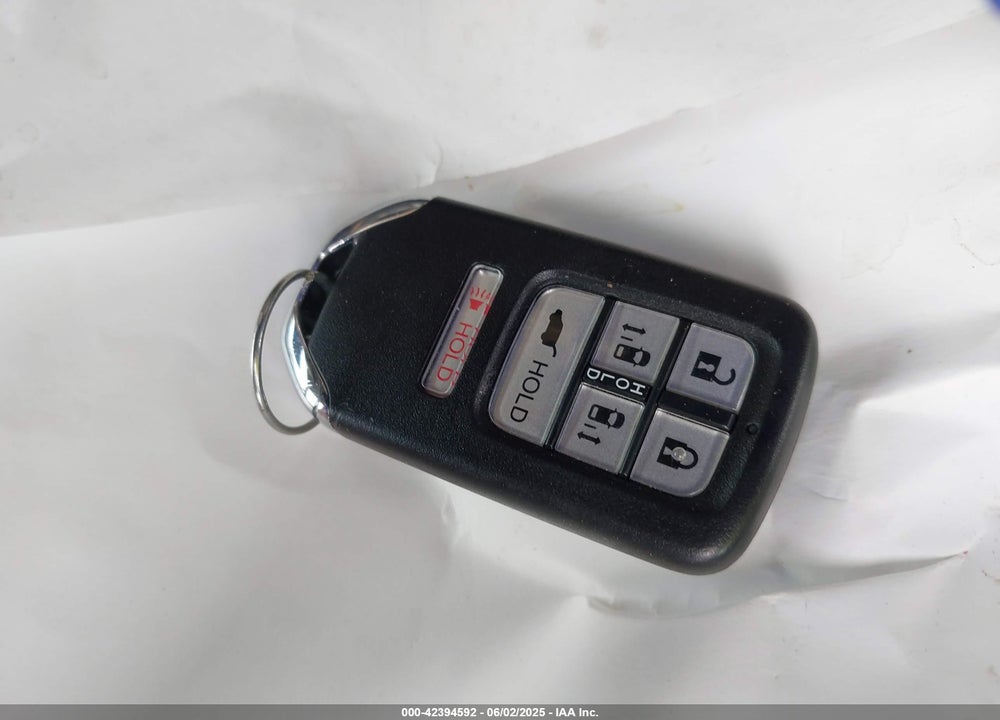 2015 HONDA ODYSSEY VIN: 5FNRL5H68FB047937