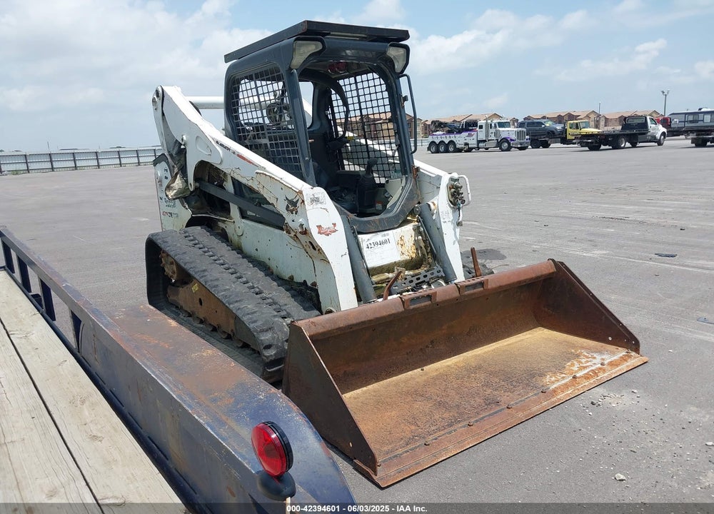2015 BOBCAT T770 VIN: XXXXXXXXATV100541