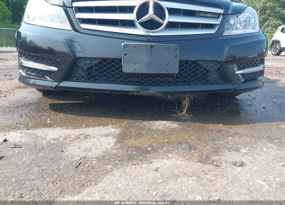 2012 MERCEDES-BENZ C 300 LUXURY 4MATIC/SPORT 4MATIC VIN: WDDGF8BB6CR207945