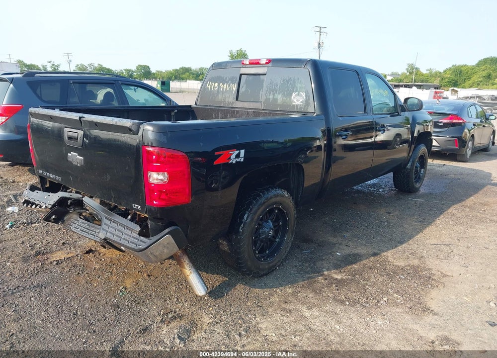2011 CHEVROLET SILVERADO 1500 VIN: 3GCPKTE37BG216844
