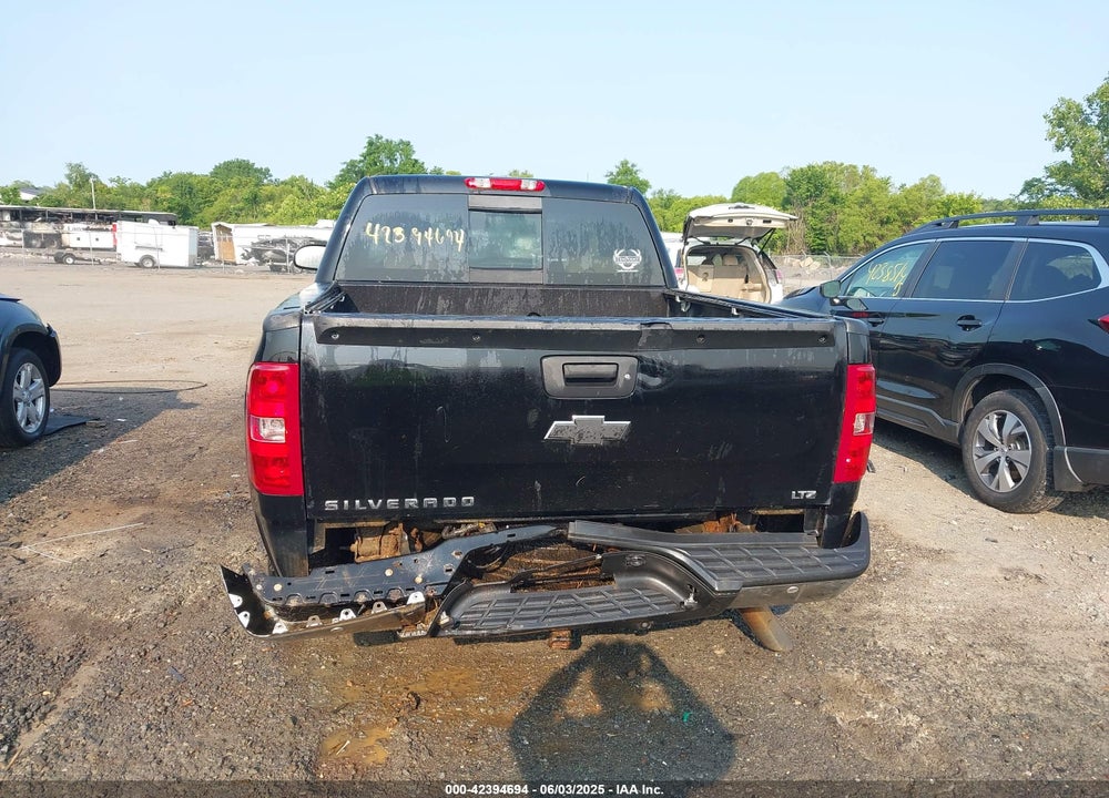 2011 CHEVROLET SILVERADO 1500 VIN: 3GCPKTE37BG216844