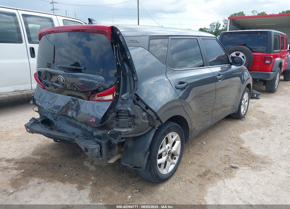 2020 KIA SOUL VIN: KNDJ23AU8L7727898