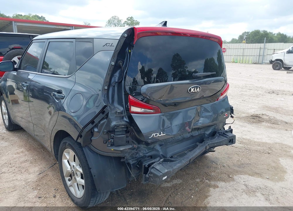 2020 KIA SOUL VIN: KNDJ23AU8L7727898