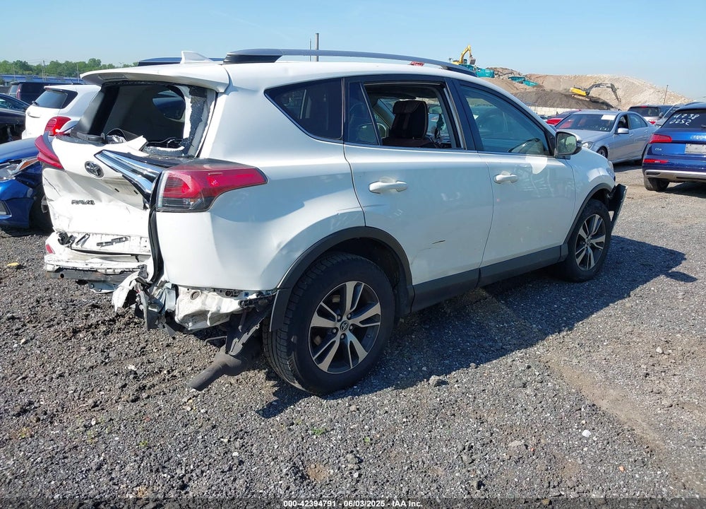2016 TOYOTA RAV4 VIN: JTMRFREV6GJ092749