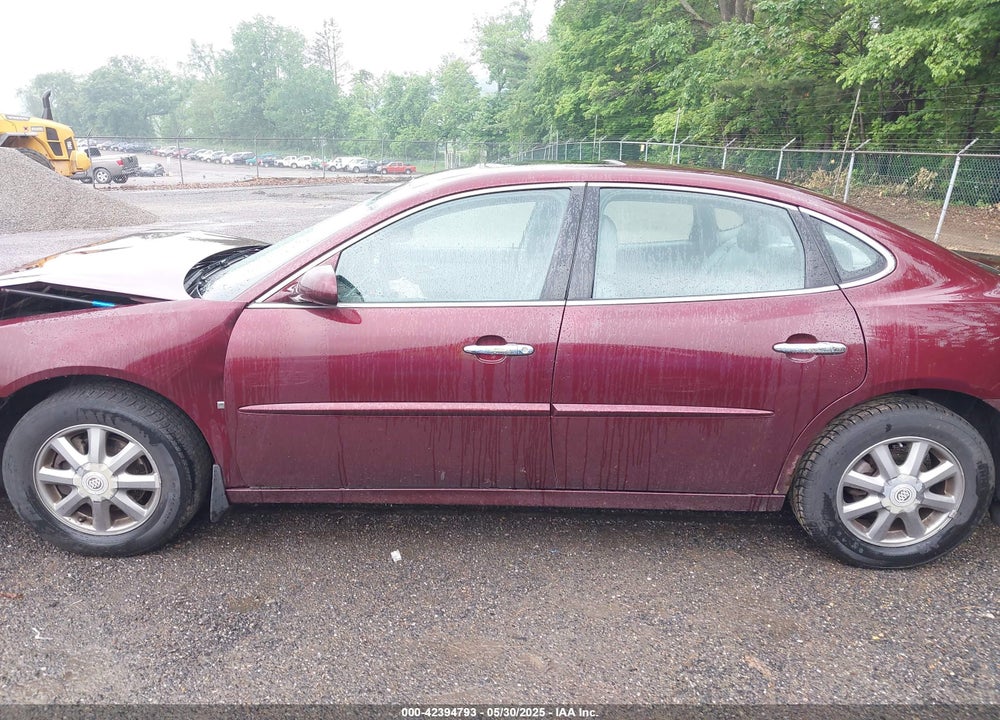 2007 BUICK LACROSSE VIN: 2G4WD582071202221