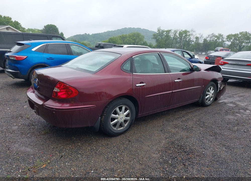 2007 BUICK LACROSSE VIN: 2G4WD582071202221