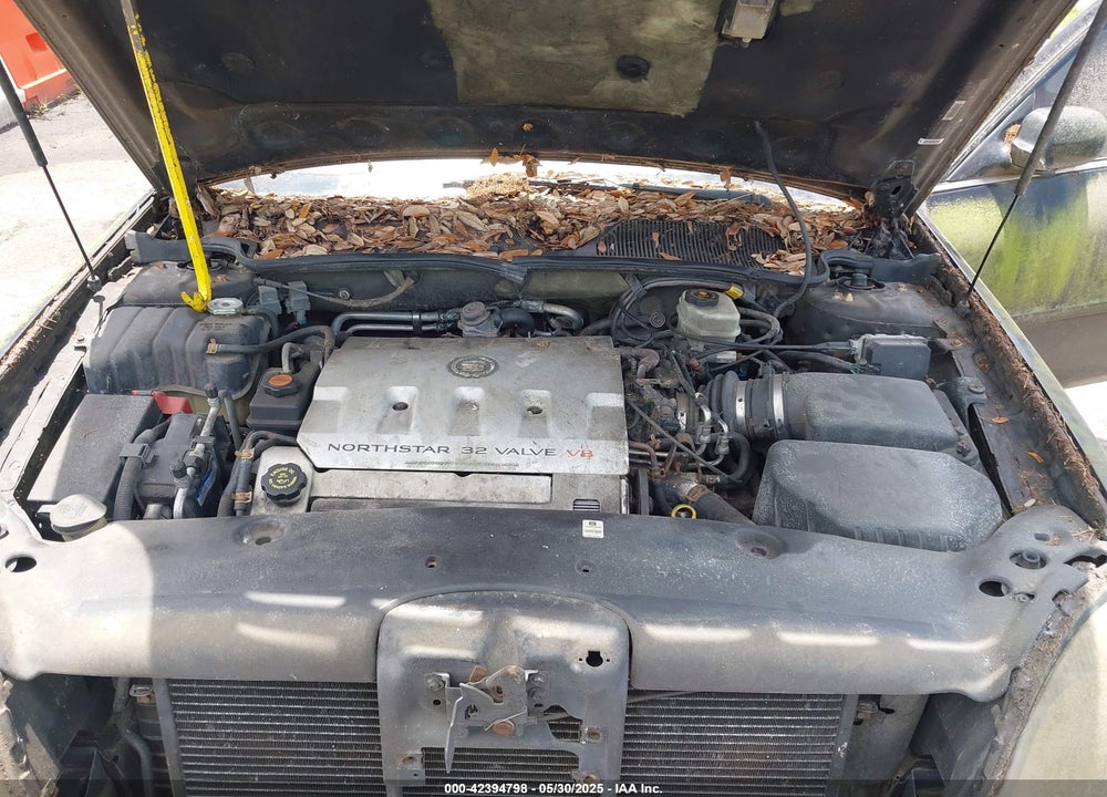 2000 CADILLAC DEVILLE DTS VIN: 1G6KF5493YU264303