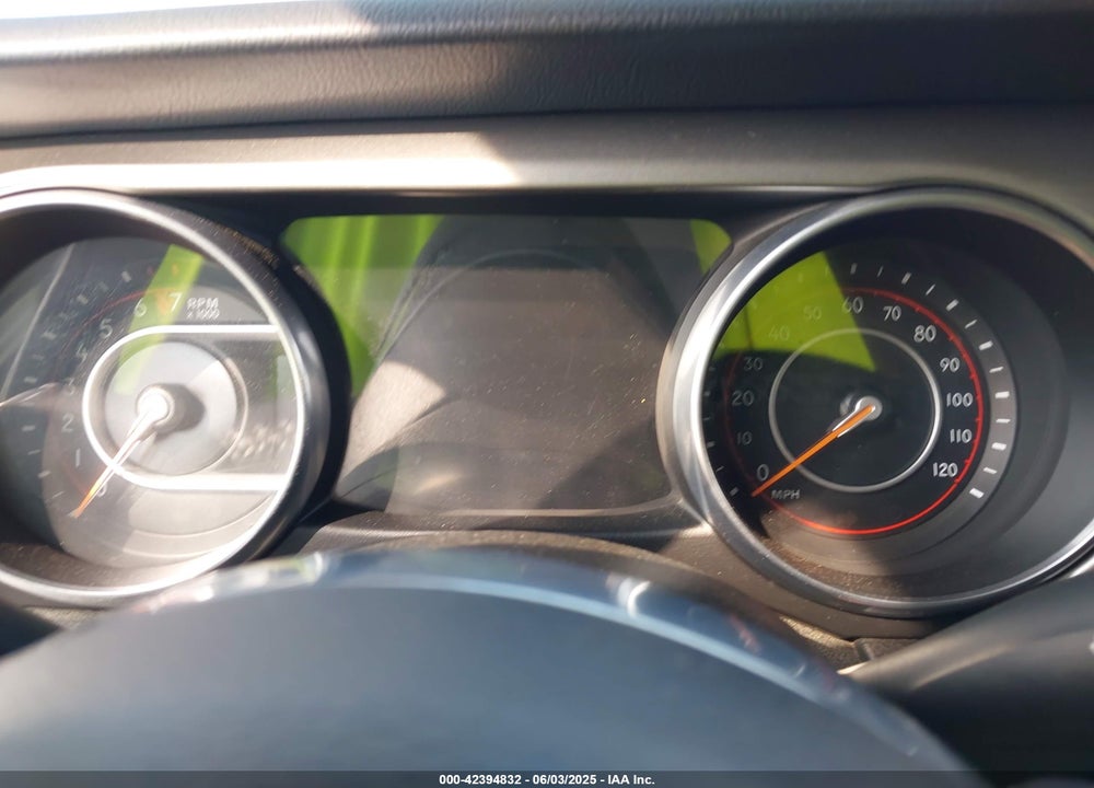 2020 JEEP WRANGLER / VIN: 1C4HJXEN1LW220956