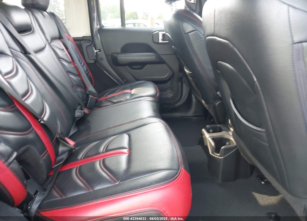 2020 JEEP WRANGLER / VIN: 1C4HJXEN1LW220956