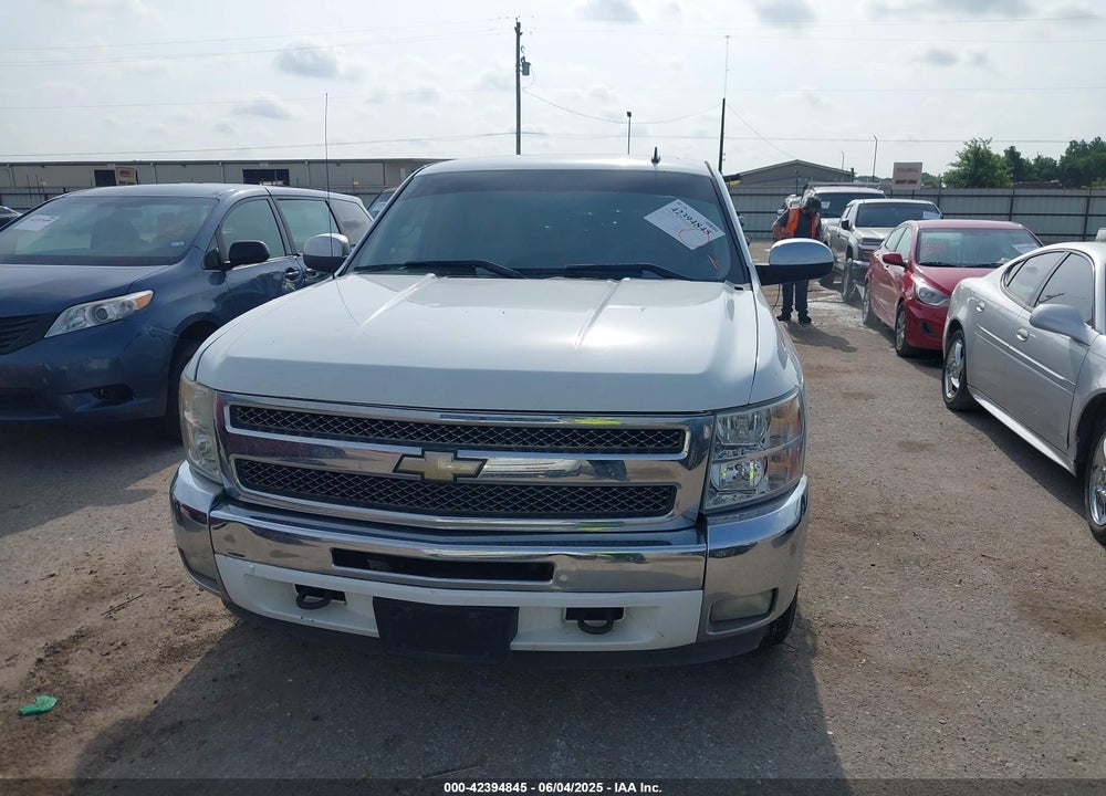 2011 CHEVROLET SILVERADO 1500 LT VIN: 1GCRCSE06BZ192977
