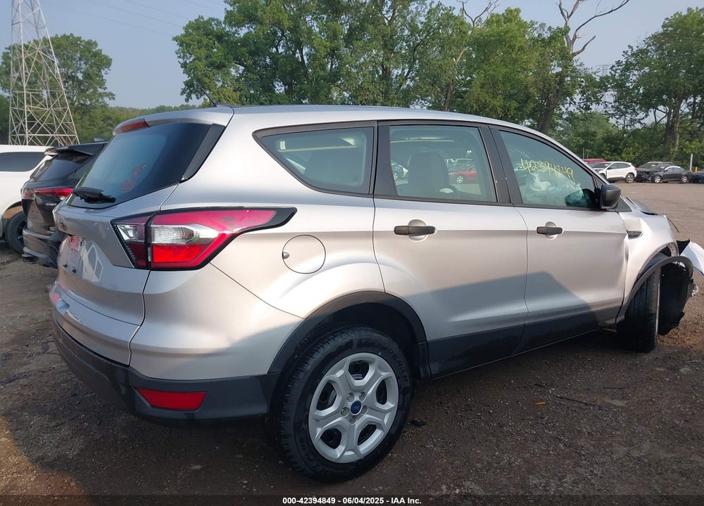 2017 FORD ESCAPE VIN: 1FMCU0F70HUE14367