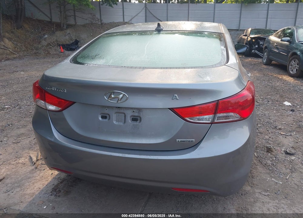 2012 HYUNDAI ELANTRA VIN: KMHDH4AE0CU374001