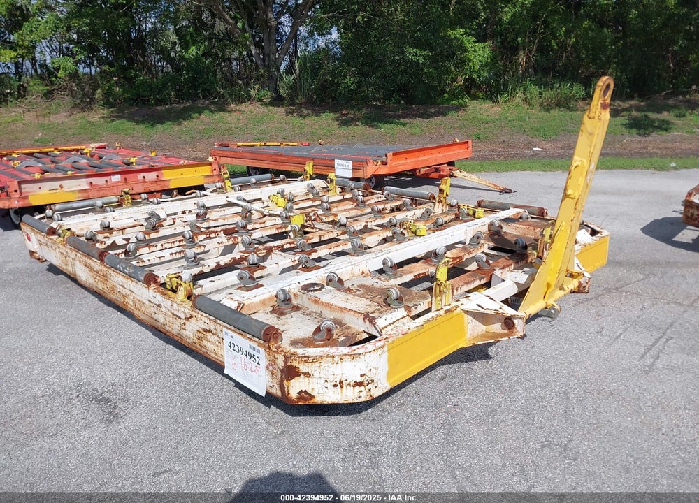2001 EQUIPMENT STEEL GSE 2225 VIN: 00000000000500011