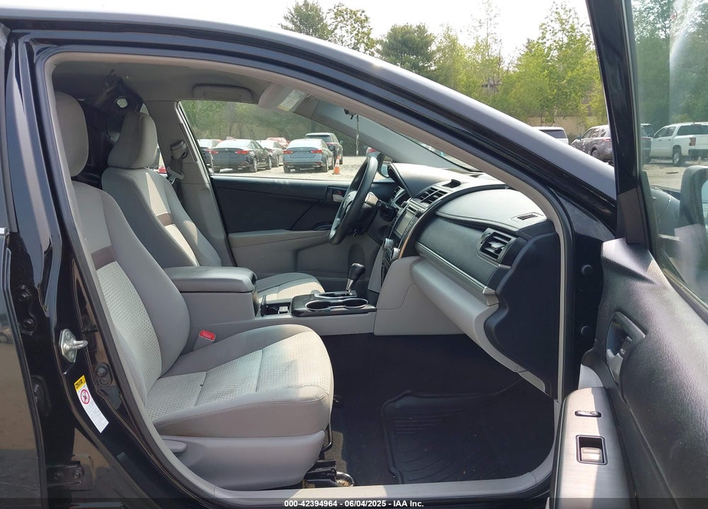 2014 TOYOTA CAMRY LE VIN: 4T4BF1FK9ER426440