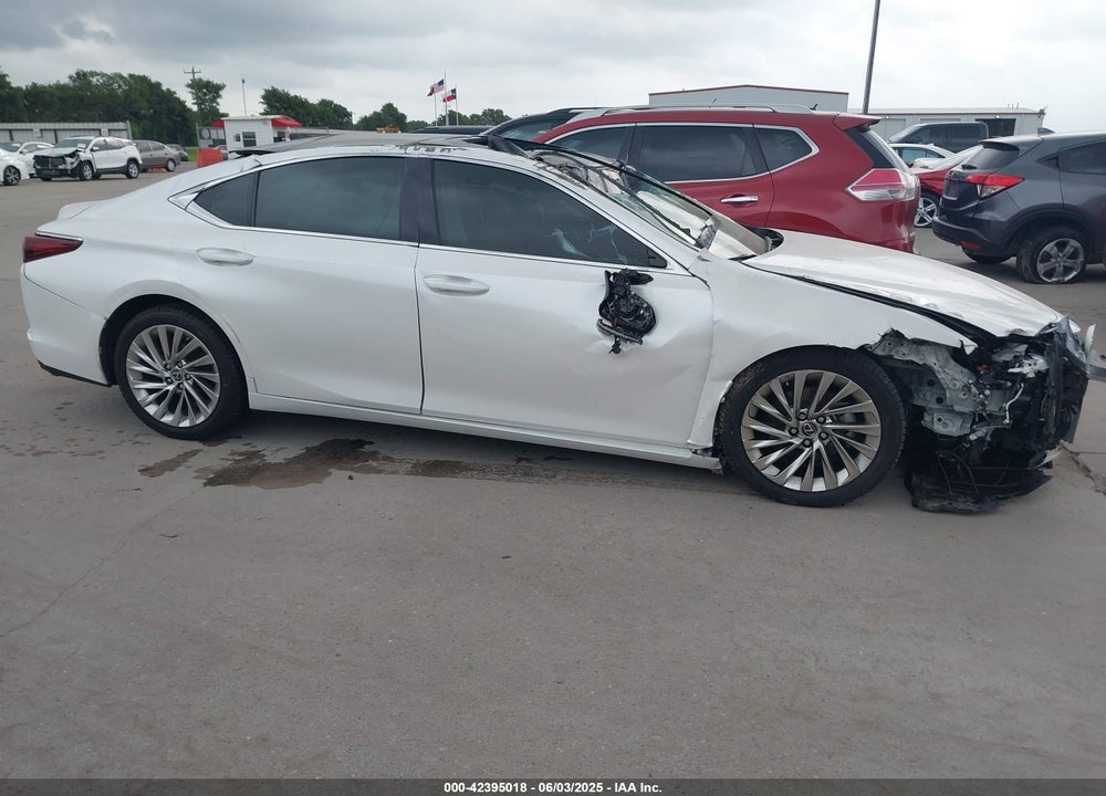 2021 LEXUS ES 350 ULTRA LUXURY VIN: 58AFZ1B16MU101039