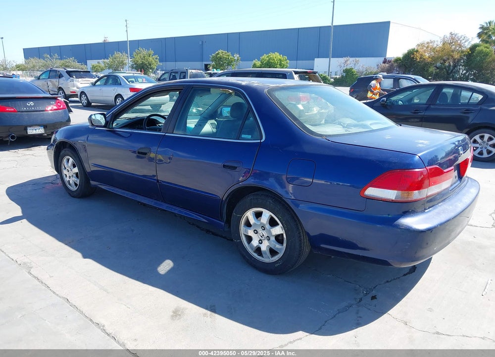 2001 HONDA ACCORD 2.3 EX VIN: JHMCG66061C009772