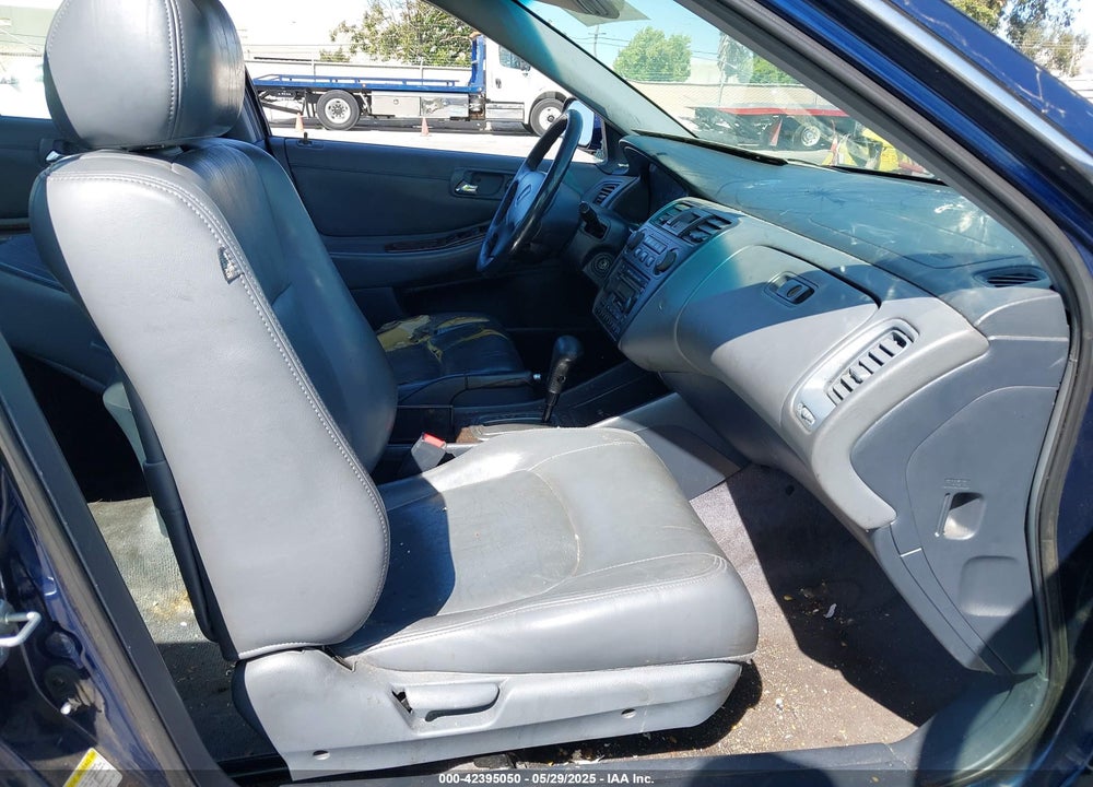 2001 HONDA ACCORD 2.3 EX VIN: JHMCG66061C009772