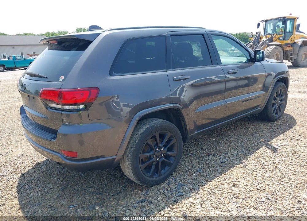 2018 JEEP GRAND CHEROKEE VIN: 1C4RJFAG3JC309125