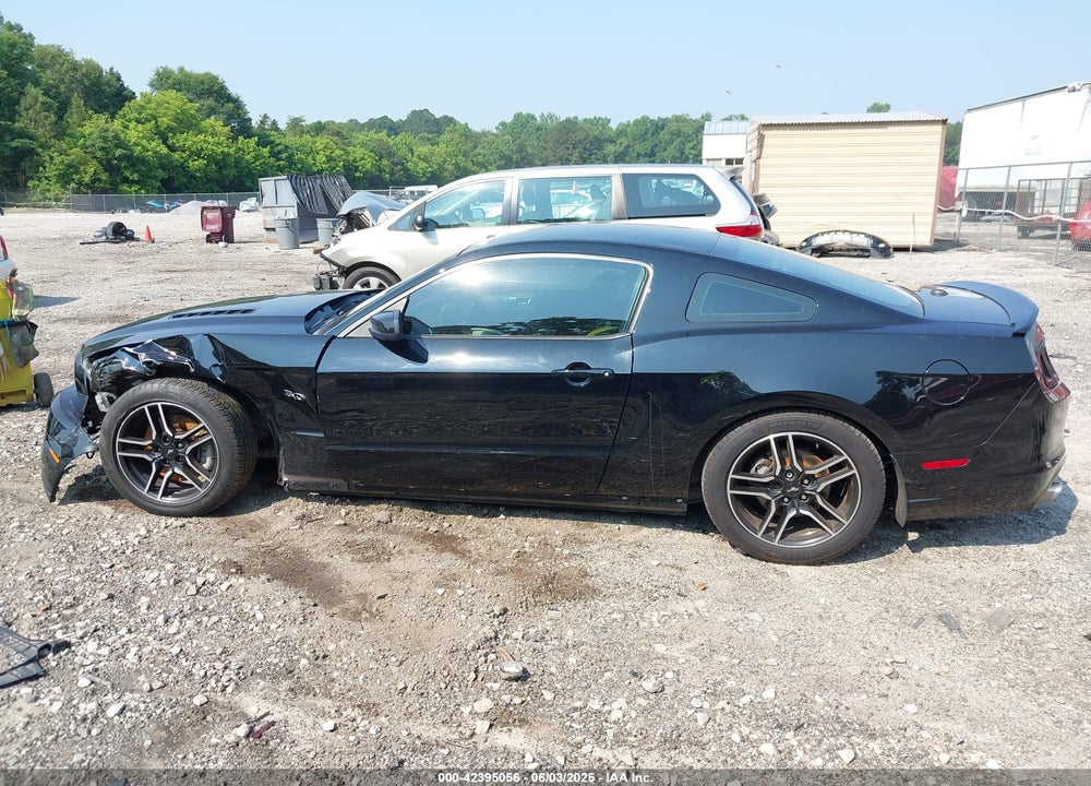 2014 FORD MUSTANG VIN: 1ZVBP8CF5E5320280