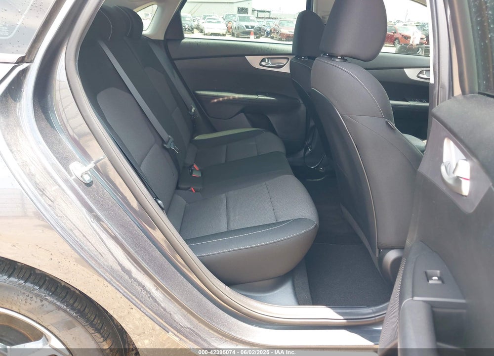 2022 KIA FORTE VIN: 3KPF24AD3NE464217