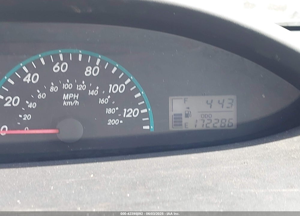 2011 TOYOTA YARIS VIN: JTDBT4K39B1398739