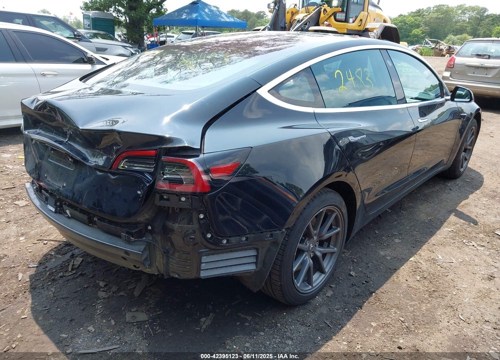 2018 TESLA MODEL 3 LONG RANGE/MID RANGE VIN: 5YJ3E1EA2JF021098
