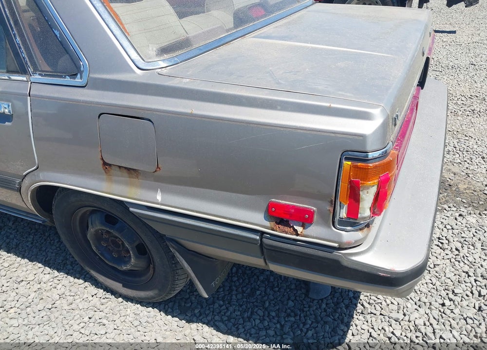 1986 TOYOTA CAMRY VIN: JT2SV16E1G0439200