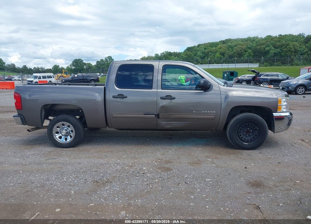 2013 CHEVROLET SILVERADO 1500 VIN: 3GCPCREA8DG241043