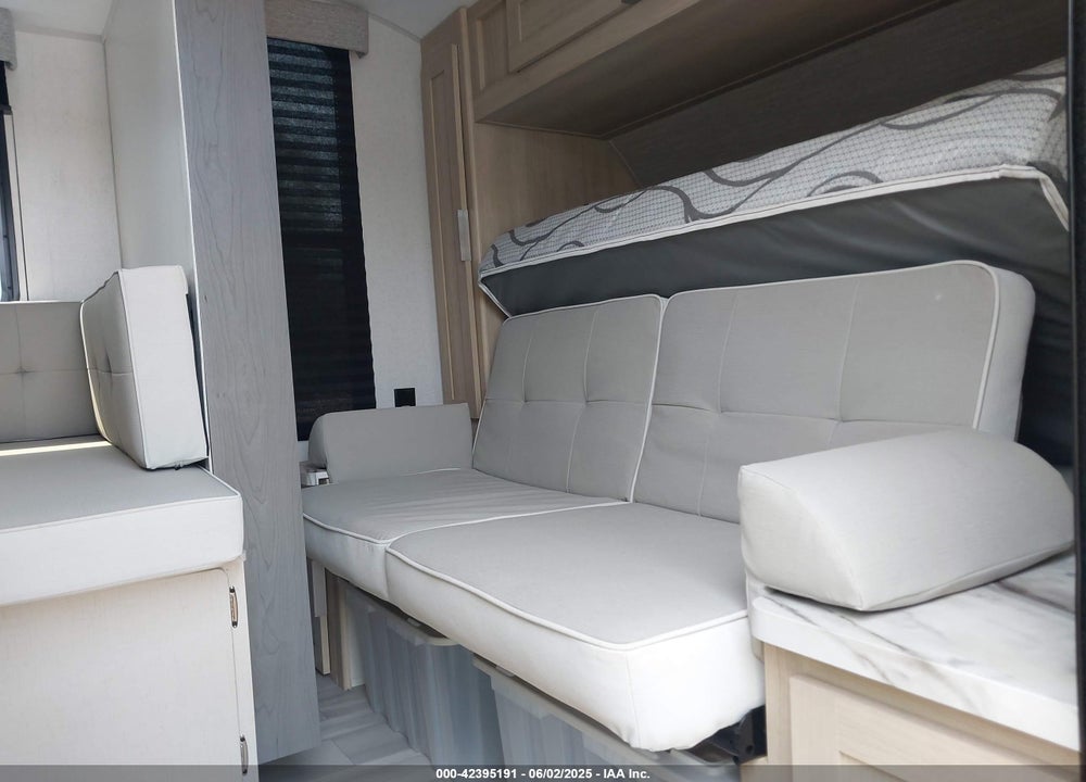 2023 FOREST RIVER TRAVEL TRAILER VIN: 5ZT2SMGC5PN801884
