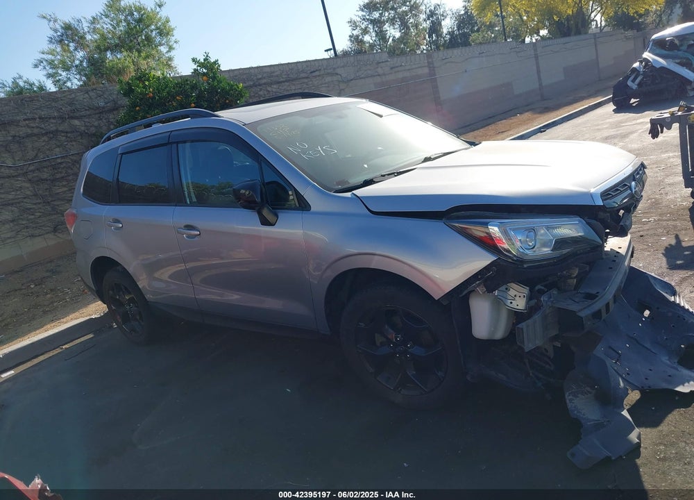2018 SUBARU FORESTER VIN: JF2SJAGCXJH538995