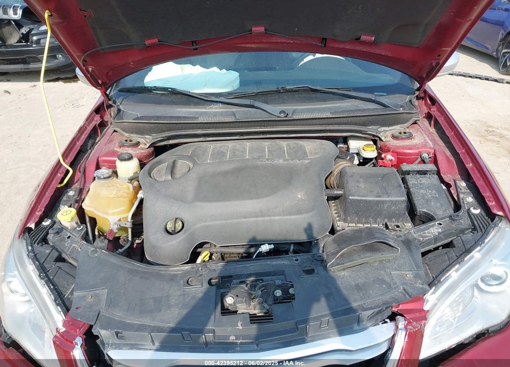 2014 CHRYSLER 200 VIN: 1C3CCBCG8EN112052