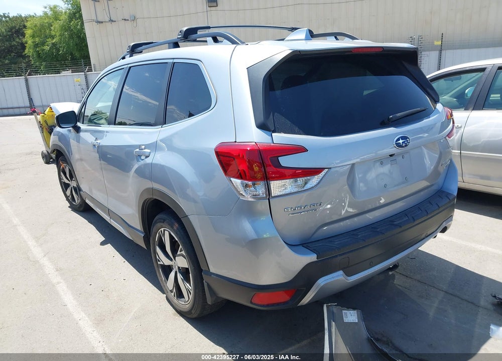 2021 SUBARU FORESTER VIN: JF2SKAXC7MH411400